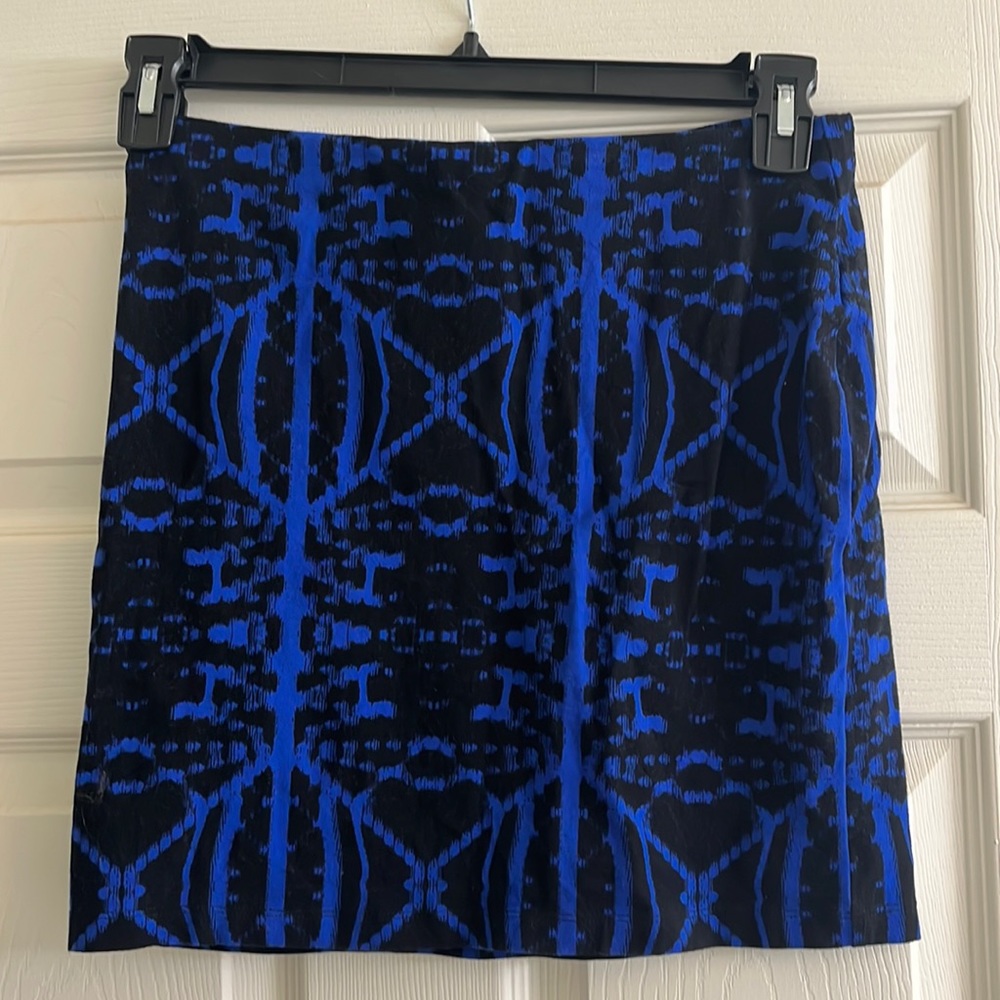 Blue and black print skirt